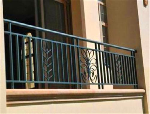 洛陽(yáng)鋅鋼護(hù)欄廠-鋅鋼陽(yáng)臺(tái)