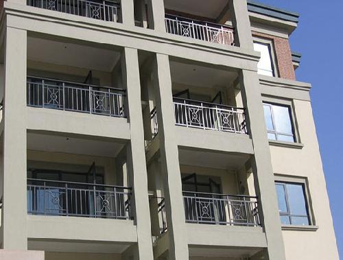 洛陽(yáng)鋅鋼護(hù)欄廠-鋅鋼陽(yáng)臺(tái)